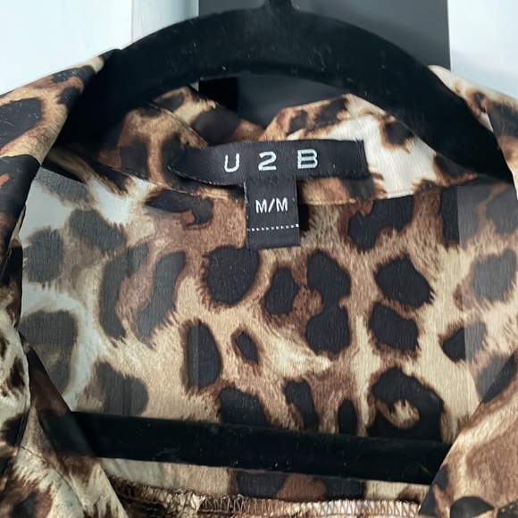 Animal print blouse - Picture 2 of 2